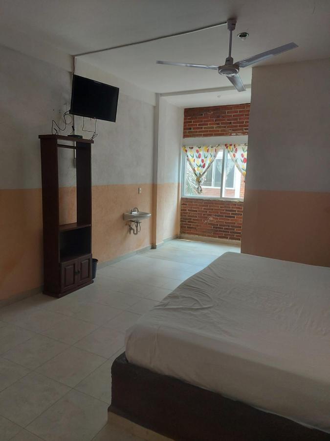 Auto Hotel Jardines De Amatitlan Cuernavaca Kültér fotó