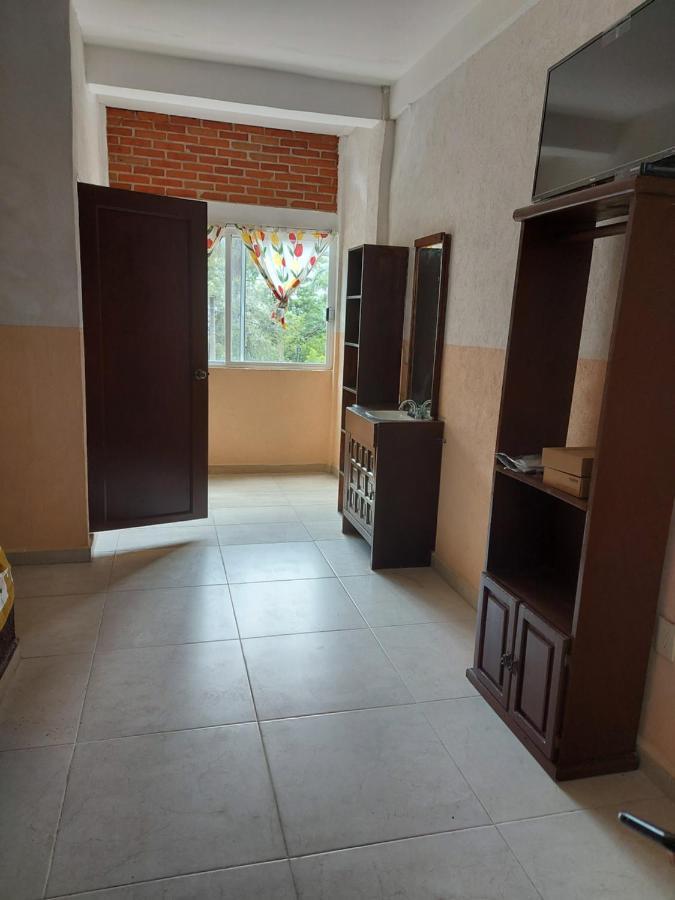 Auto Hotel Jardines De Amatitlan Cuernavaca Kültér fotó