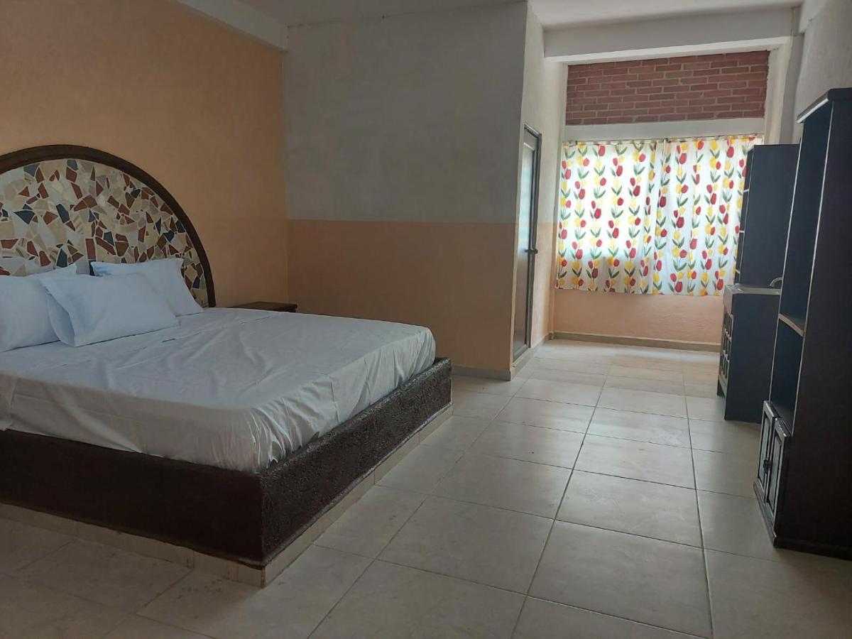 Auto Hotel Jardines De Amatitlan Cuernavaca Kültér fotó